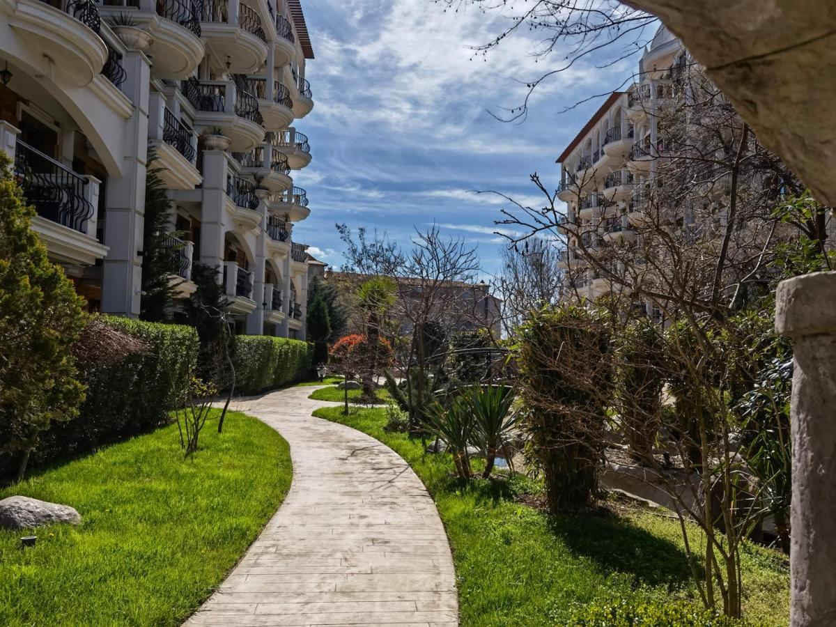 Harmony Suitеs Apartment Slantschew brjag Exterior foto