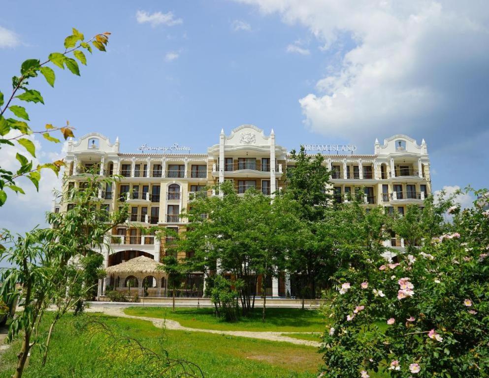 Harmony Suitеs Apartment Slantschew brjag Exterior foto